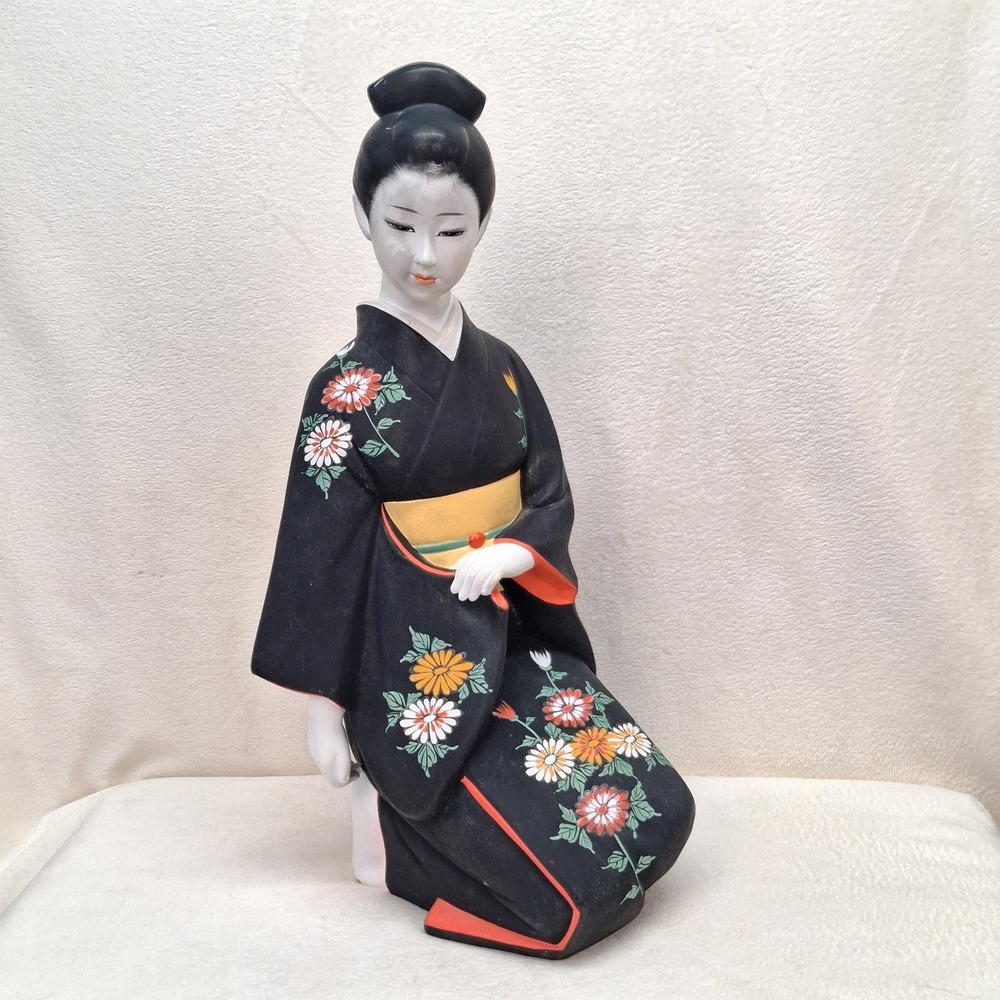 Hakata Doll Geisha Japan Kneeling House Of Global Art 15 In Ceramic Japanese
